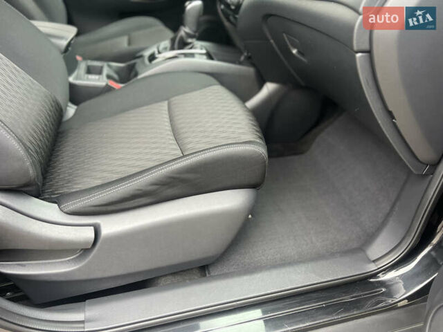 Черный Ниссан Rogue, объемом двигателя 2.5 л и пробегом 170 тыс. км за 13250 $, фото 30 на Automoto.ua