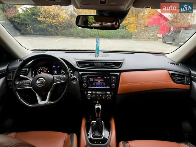 Чорний Ніссан Rogue, об'ємом двигуна 2.5 л та пробігом 154 тис. км за 16999 $, фото 4 на Automoto.ua
