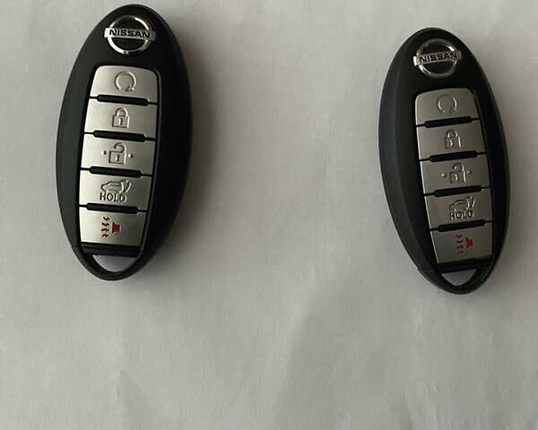 Чорний Ніссан Rogue, об'ємом двигуна 2.49 л та пробігом 86 тис. км за 14999 $, фото 29 на Automoto.ua