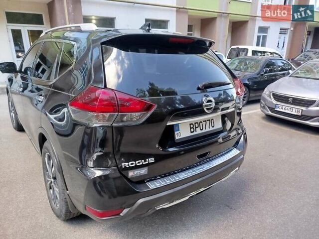 Черный Ниссан Rogue, объемом двигателя 2.49 л и пробегом 106 тыс. км за 17800 $, фото 2 на Automoto.ua