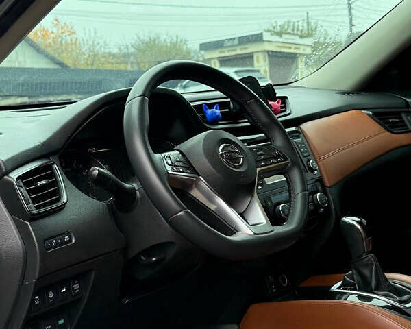 Чорний Ніссан Rogue, об'ємом двигуна 2.49 л та пробігом 147 тис. км за 13200 $, фото 12 на Automoto.ua