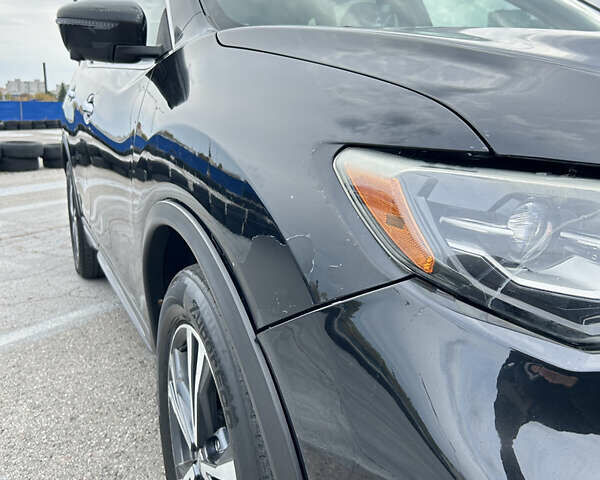 Ніссан Rogue 2017 у Харкові на Automoto.ua Чорний Ніссан Rogue, об'ємом двигуна 2.5 л та пробігом 140 тис. км за 16500 $, фото 16 на Automoto.ua