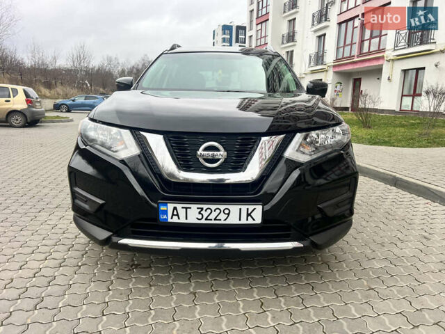 Черный Ниссан Rogue, объемом двигателя 2.5 л и пробегом 170 тыс. км за 13250 $, фото 6 на Automoto.ua