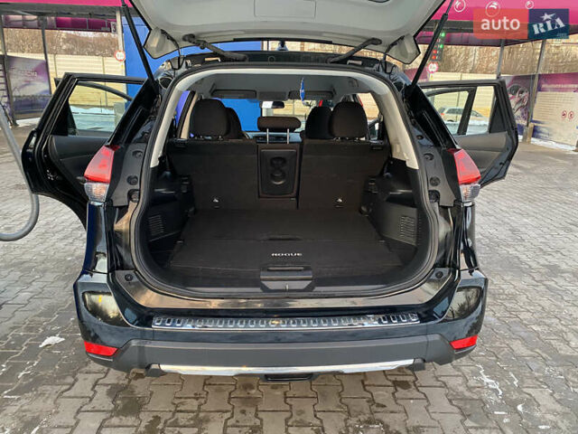 Чорний Ніссан Rogue, об'ємом двигуна 2.5 л та пробігом 63 тис. км за 15000 $, фото 116 на Automoto.ua
