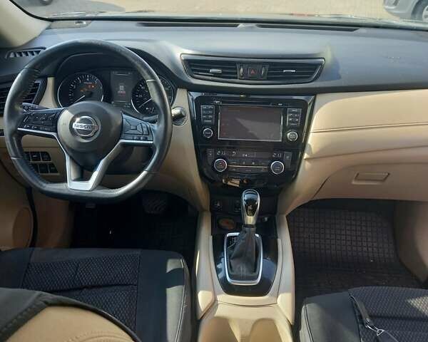 Ніссан Rogue 2017 у Полтаві на Automoto.ua Чорний Ніссан Rogue, об'ємом двигуна 2.49 л та пробігом 177 тис. км за 13300 $, фото 13 на Automoto.ua