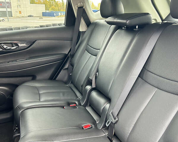 Ніссан Rogue 2017 у Харкові на Automoto.ua Чорний Ніссан Rogue, об'ємом двигуна 2.5 л та пробігом 140 тис. км за 16500 $, фото 21 на Automoto.ua