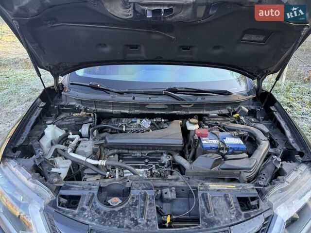 Черный Ниссан Rogue, объемом двигателя 2.49 л и пробегом 129 тыс. км за 15700 $, фото 7 на Automoto.ua