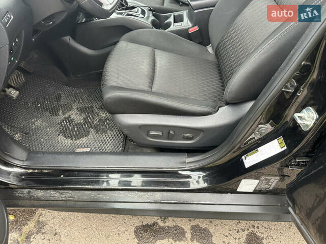 Черный Ниссан Rogue, объемом двигателя 2.49 л и пробегом 148 тыс. км за 14000 $, фото 14 на Automoto.ua