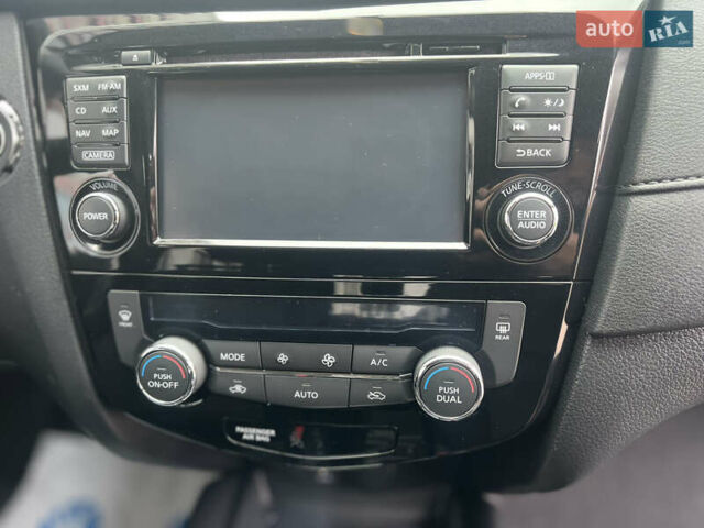 Черный Ниссан Rogue, объемом двигателя 2.5 л и пробегом 170 тыс. км за 13250 $, фото 25 на Automoto.ua