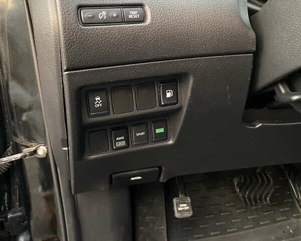 Чорний Ніссан Rogue, об'ємом двигуна 2.5 л та пробігом 63 тис. км за 15000 $, фото 77 на Automoto.ua