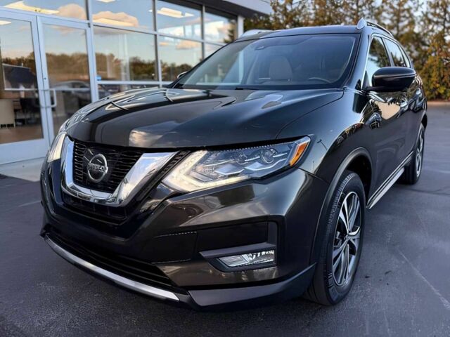 Черный Ниссан Rogue, объемом двигателя 2.5 л и пробегом 61 тыс. км за 8000 $, фото 2 на Automoto.ua