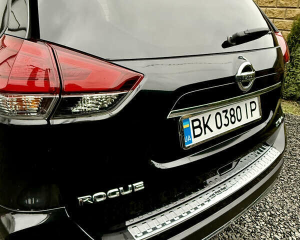 Черный Ниссан Rogue, объемом двигателя 2.5 л и пробегом 147 тыс. км за 15100 $, фото 11 на Automoto.ua