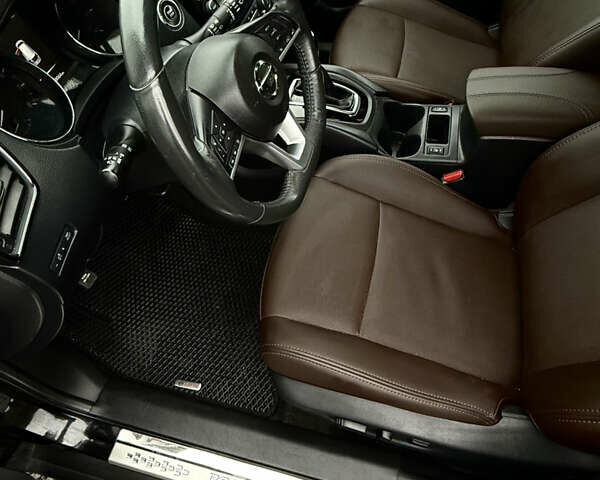 Черный Ниссан Rogue, объемом двигателя 2.5 л и пробегом 147 тыс. км за 15100 $, фото 28 на Automoto.ua