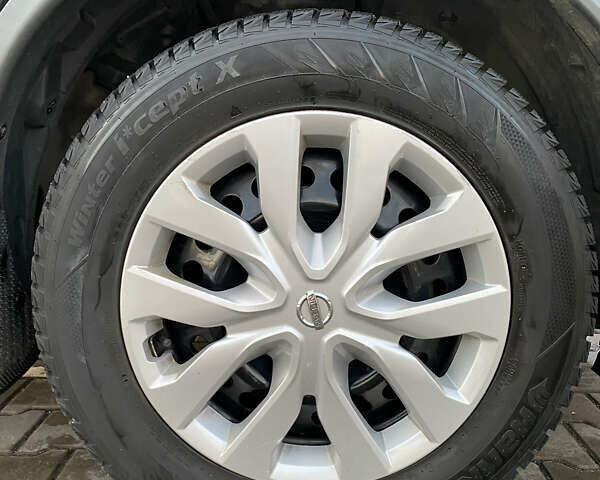 Чорний Ніссан Rogue, об'ємом двигуна 2.5 л та пробігом 63 тис. км за 15000 $, фото 40 на Automoto.ua