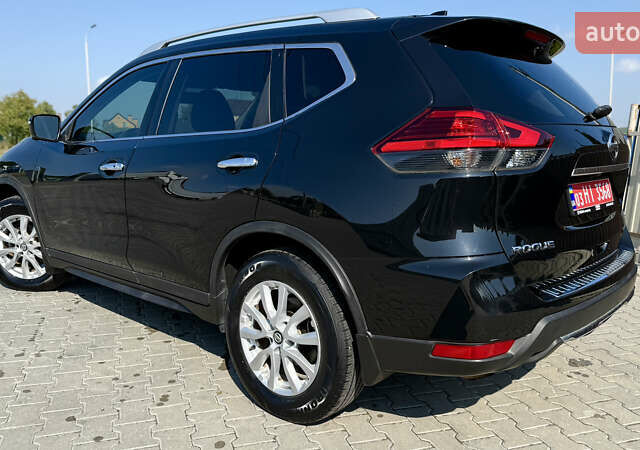 Черный Ниссан Rogue, объемом двигателя 2.5 л и пробегом 227 тыс. км за 12700 $, фото 17 на Automoto.ua