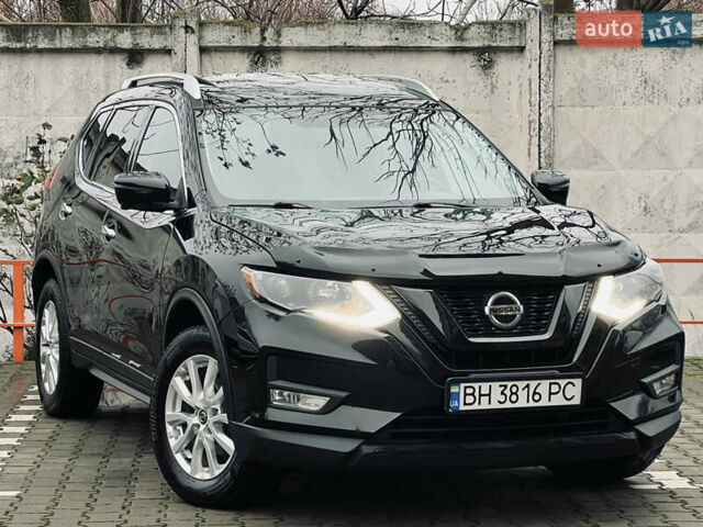 Черный Ниссан Rogue, объемом двигателя 2.5 л и пробегом 132 тыс. км за 12900 $, фото 4 на Automoto.ua