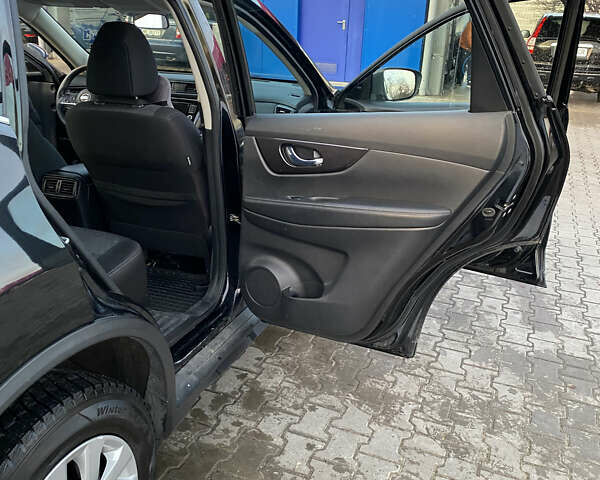 Чорний Ніссан Rogue, об'ємом двигуна 2.5 л та пробігом 63 тис. км за 15000 $, фото 58 на Automoto.ua