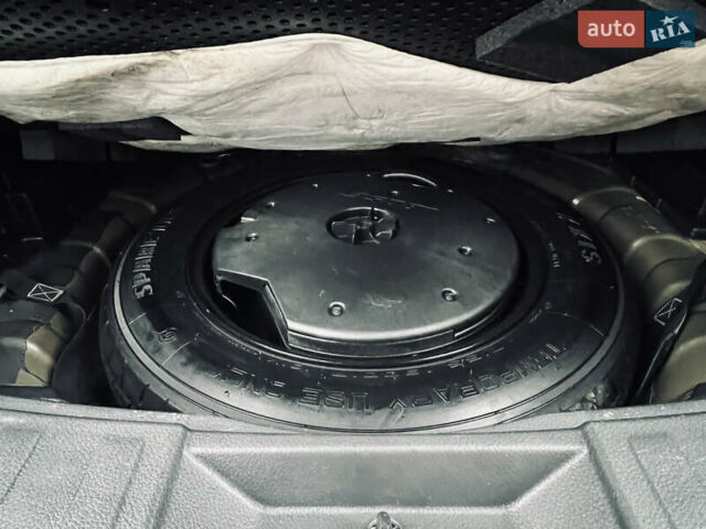 Черный Ниссан Rogue, объемом двигателя 2.5 л и пробегом 132 тыс. км за 12900 $, фото 28 на Automoto.ua