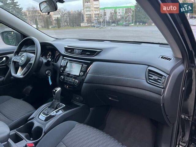 Черный Ниссан Rogue, объемом двигателя 2.5 л и пробегом 220 тыс. км за 11990 $, фото 11 на Automoto.ua