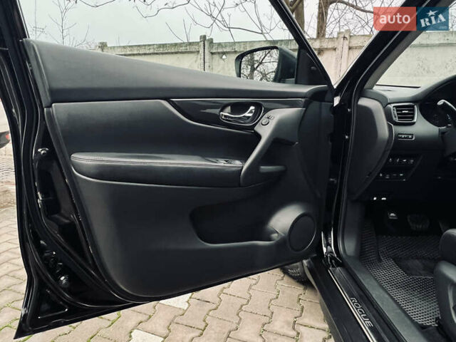 Черный Ниссан Rogue, объемом двигателя 2.5 л и пробегом 132 тыс. км за 12900 $, фото 29 на Automoto.ua