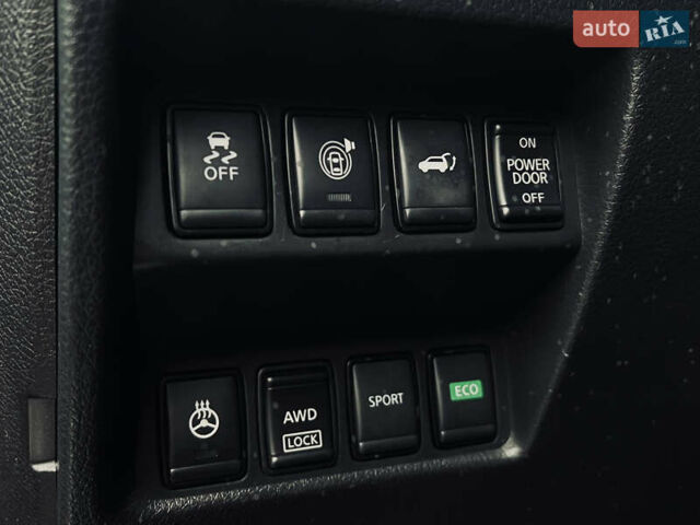 Черный Ниссан Rogue, объемом двигателя 2.5 л и пробегом 132 тыс. км за 12900 $, фото 31 на Automoto.ua