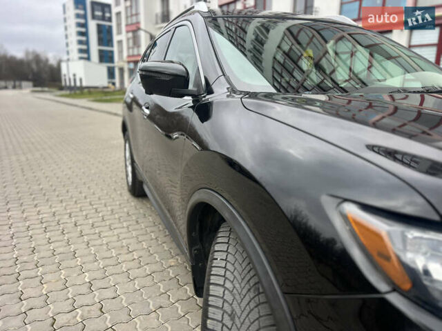 Черный Ниссан Rogue, объемом двигателя 2.5 л и пробегом 170 тыс. км за 13250 $, фото 9 на Automoto.ua