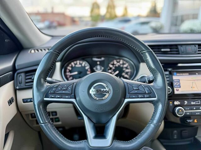 Черный Ниссан Rogue, объемом двигателя 2.5 л и пробегом 61 тыс. км за 8000 $, фото 10 на Automoto.ua