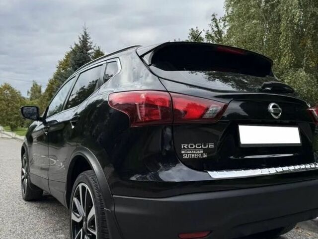 Черный Ниссан Rogue, объемом двигателя 2 л и пробегом 99 тыс. км за 10100 $, фото 2 на Automoto.ua