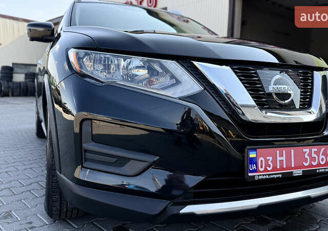 Черный Ниссан Rogue, объемом двигателя 2.5 л и пробегом 227 тыс. км за 12700 $, фото 8 на Automoto.ua