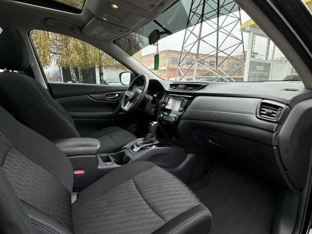 Черный Ниссан Rogue, объемом двигателя 2 л и пробегом 65 тыс. км за 16800 $, фото 19 на Automoto.ua