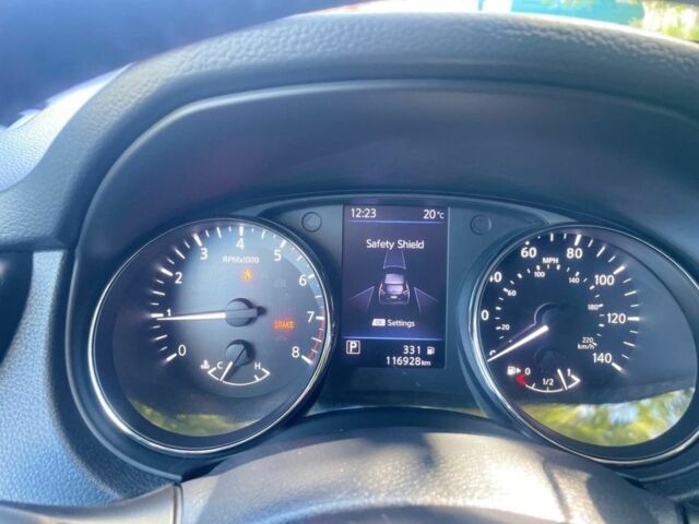 Черный Ниссан Rogue, объемом двигателя 2.5 л и пробегом 118 тыс. км за 15500 $, фото 7 на Automoto.ua