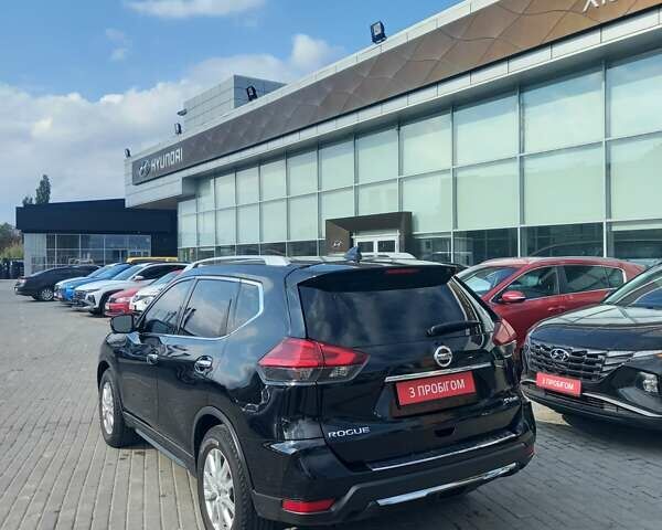 Ніссан Rogue 2017 у Полтаві на Automoto.ua Чорний Ніссан Rogue, об'ємом двигуна 2.49 л та пробігом 177 тис. км за 13300 $, фото 8 на Automoto.ua