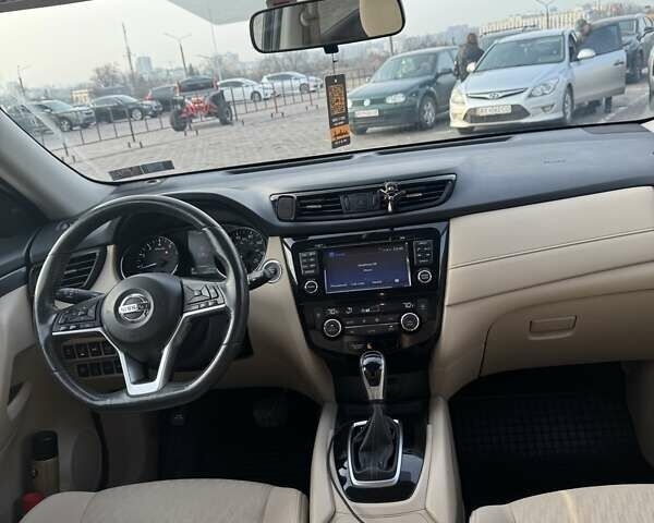 Черный Ниссан Rogue, объемом двигателя 2.49 л и пробегом 117 тыс. км за 15300 $, фото 15 на Automoto.ua