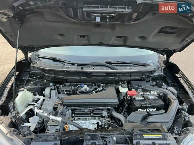 Черный Ниссан Rogue, объемом двигателя 2.5 л и пробегом 220 тыс. км за 11990 $, фото 30 на Automoto.ua