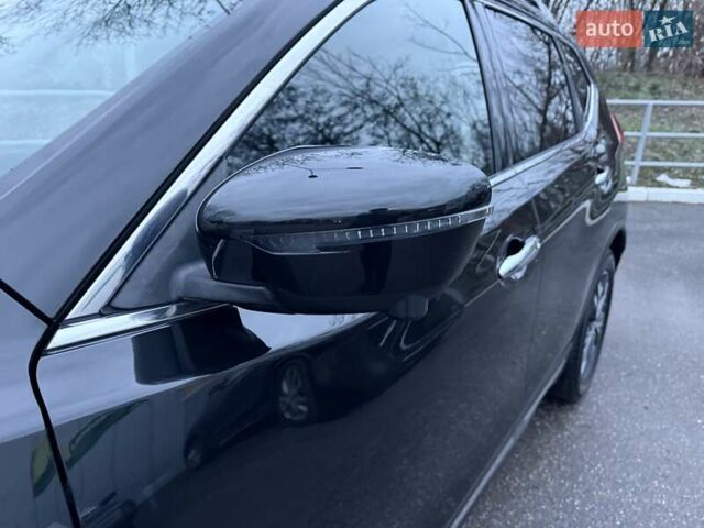 Черный Ниссан Rogue, объемом двигателя 0 л и пробегом 89 тыс. км за 13700 $, фото 13 на Automoto.ua