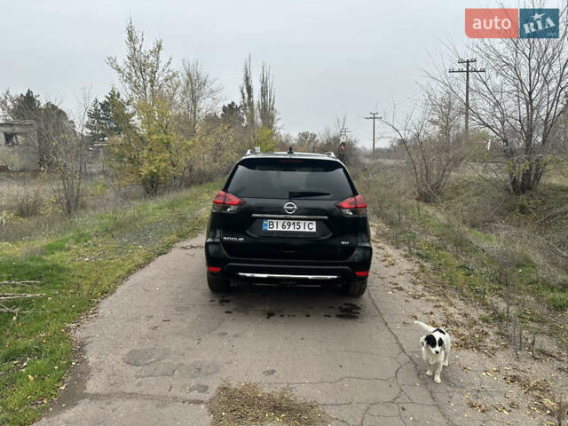 Черный Ниссан Rogue, объемом двигателя 2.49 л и пробегом 148 тыс. км за 14000 $, фото 7 на Automoto.ua
