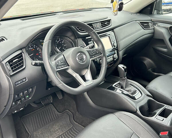 Ніссан Rogue 2017 у Харкові на Automoto.ua Чорний Ніссан Rogue, об'ємом двигуна 2.5 л та пробігом 140 тис. км за 16500 $, фото 17 на Automoto.ua