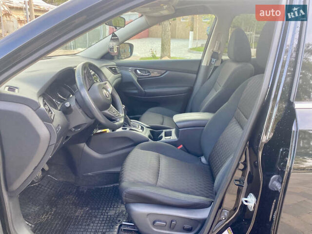 Чорний Ніссан Rogue, об'ємом двигуна 2.49 л та пробігом 86 тис. км за 14999 $, фото 11 на Automoto.ua