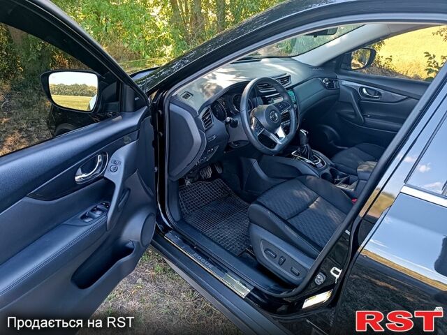 Черный Ниссан Rogue, объемом двигателя 2.5 л и пробегом 97 тыс. км за 16700 $, фото 7 на Automoto.ua