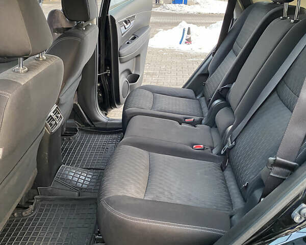 Чорний Ніссан Rogue, об'ємом двигуна 2.5 л та пробігом 63 тис. км за 15000 $, фото 45 на Automoto.ua