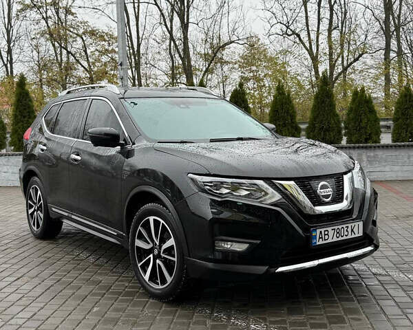 Черный Ниссан Rogue, объемом двигателя 2.49 л и пробегом 147 тыс. км за 13200 $, фото 1 на Automoto.ua