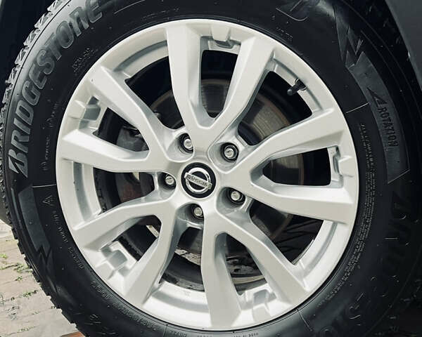 Черный Ниссан Rogue, объемом двигателя 2.5 л и пробегом 132 тыс. км за 12900 $, фото 21 на Automoto.ua