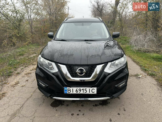 Черный Ниссан Rogue, объемом двигателя 2.49 л и пробегом 148 тыс. км за 14000 $, фото 31 на Automoto.ua