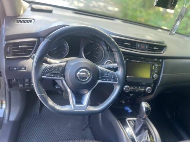 Черный Ниссан Rogue, объемом двигателя 2.5 л и пробегом 118 тыс. км за 15500 $, фото 6 на Automoto.ua