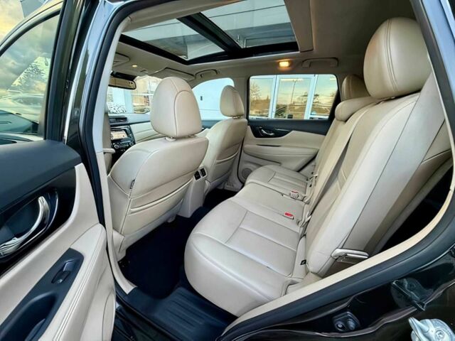 Черный Ниссан Rogue, объемом двигателя 2.5 л и пробегом 61 тыс. км за 8000 $, фото 13 на Automoto.ua