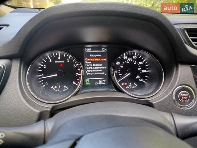 Черный Ниссан Rogue, объемом двигателя 2.49 л и пробегом 106 тыс. км за 17800 $, фото 4 на Automoto.ua