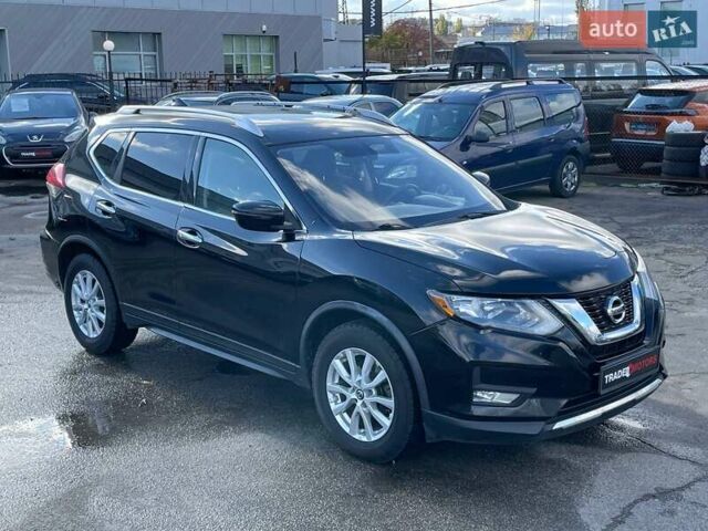 Черный Ниссан Rogue, объемом двигателя 2.49 л и пробегом 146 тыс. км за 13490 $, фото 1 на Automoto.ua