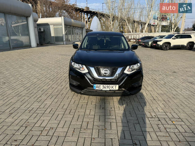 Черный Ниссан Rogue, объемом двигателя 2.49 л и пробегом 91 тыс. км за 13500 $, фото 1 на Automoto.ua