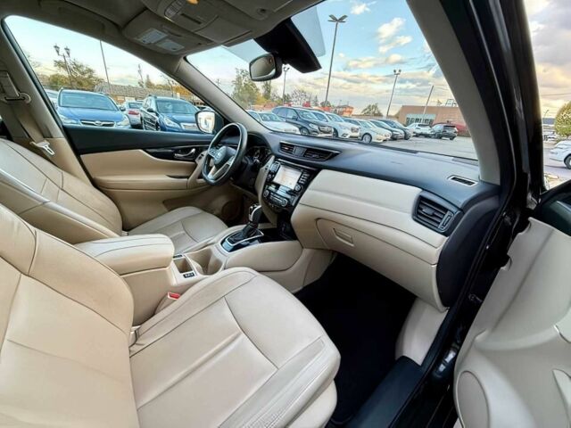 Черный Ниссан Rogue, объемом двигателя 2.5 л и пробегом 61 тыс. км за 8000 $, фото 12 на Automoto.ua