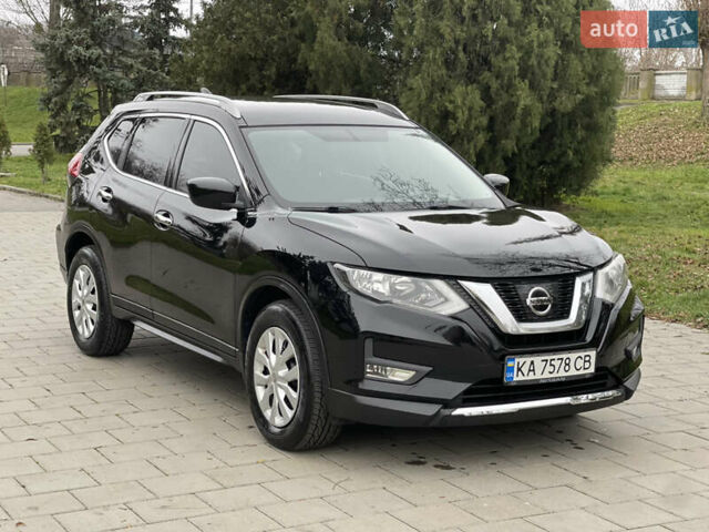 Чорний Ніссан Rogue, об'ємом двигуна 2.49 л та пробігом 142 тис. км за 13900 $, фото 21 на Automoto.ua